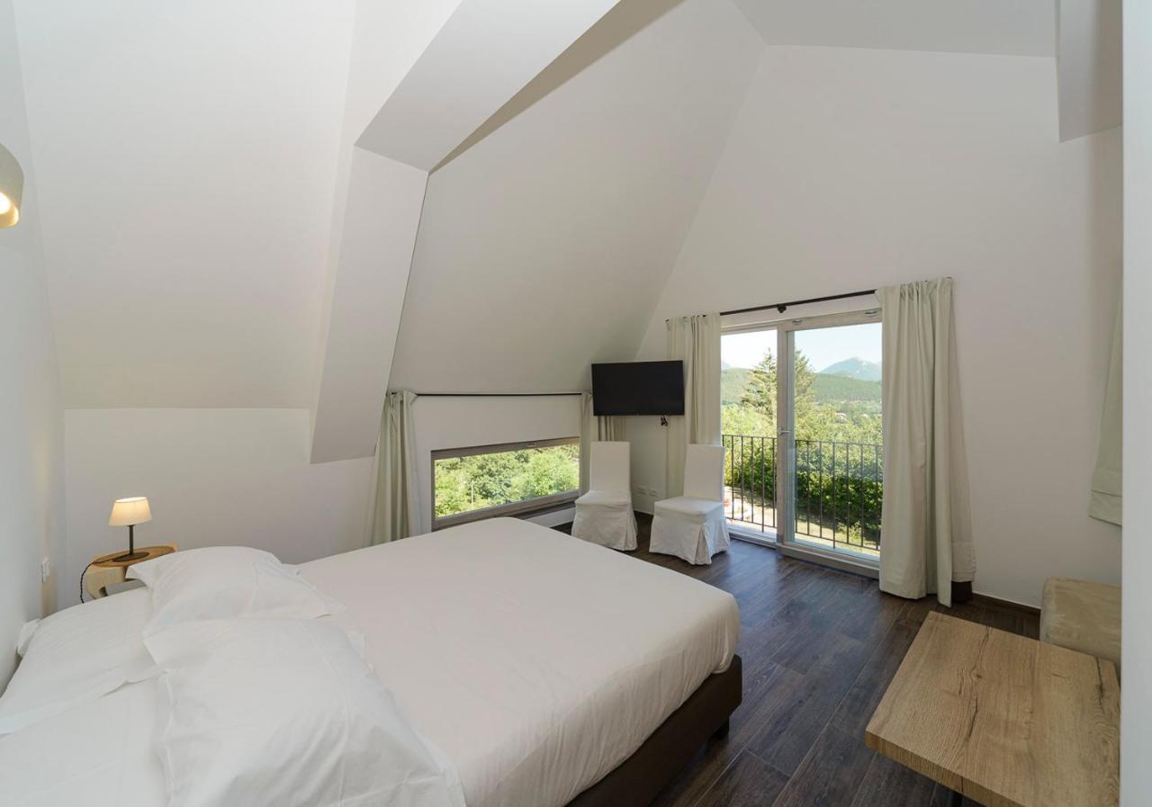 Relais Chalons D'Orange Hotel Пескасероли Екстериор снимка