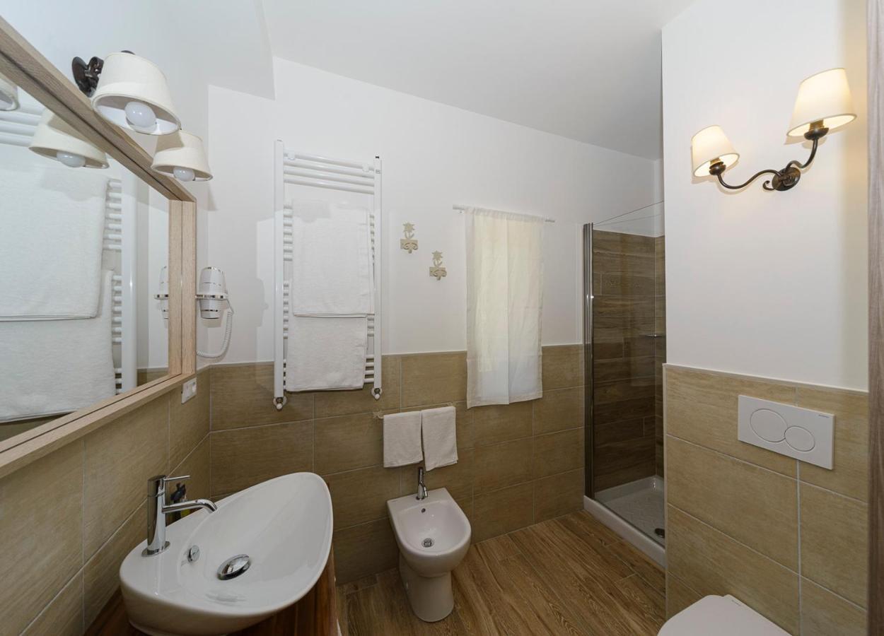 Relais Chalons D'Orange Hotel Пескасероли Екстериор снимка