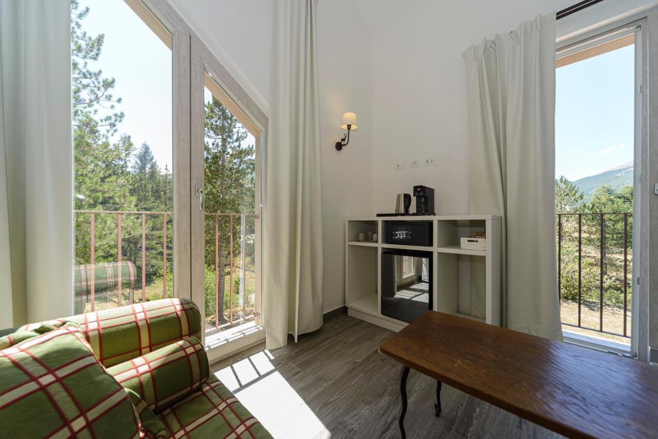 Relais Chalons D'Orange Hotel Пескасероли Екстериор снимка